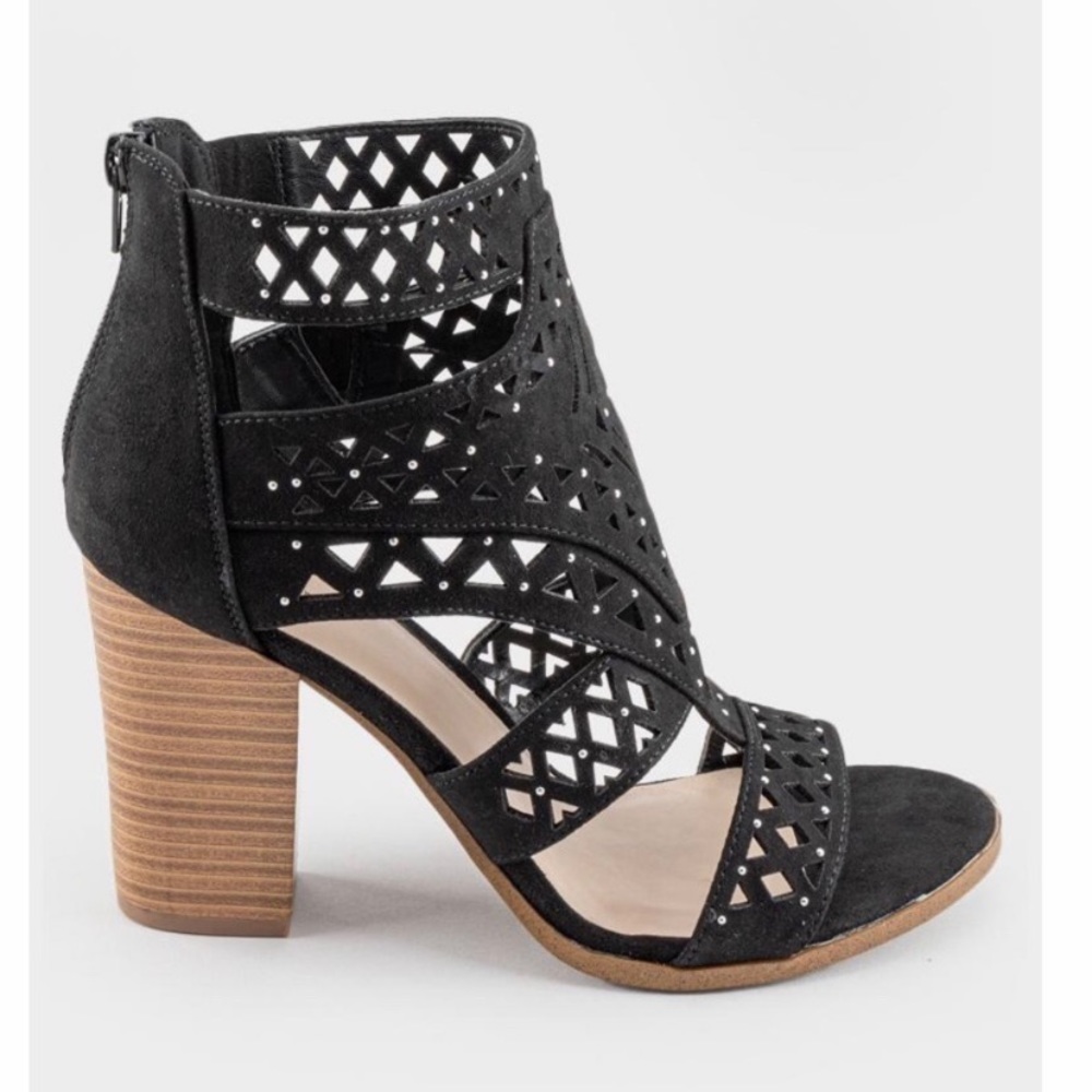 Brand new fergie heels!